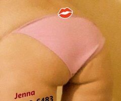HAPPY HOUR MASSAGE with SEXY Jenna - Image 2